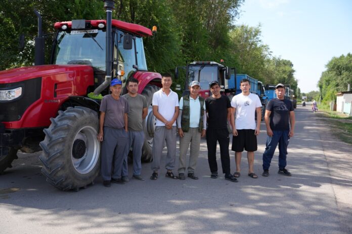 Көрінбейтін еңбек: қаладағы техникалық мамандарға құрмет